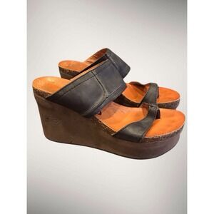 OTBT Wedge Sandals Brookfield Womens Size 7.5 Black  Leather 3.5" Platform Cork